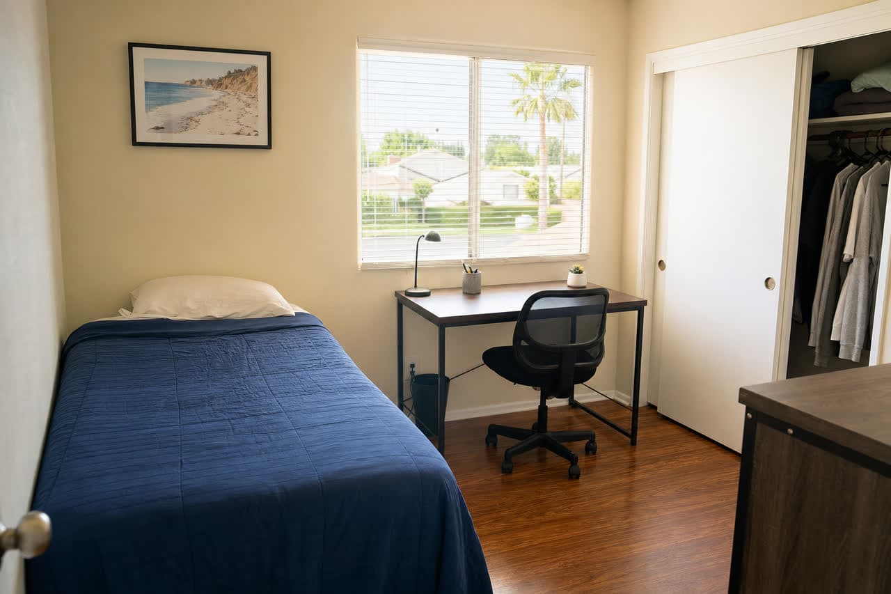 Third Avenue House interior