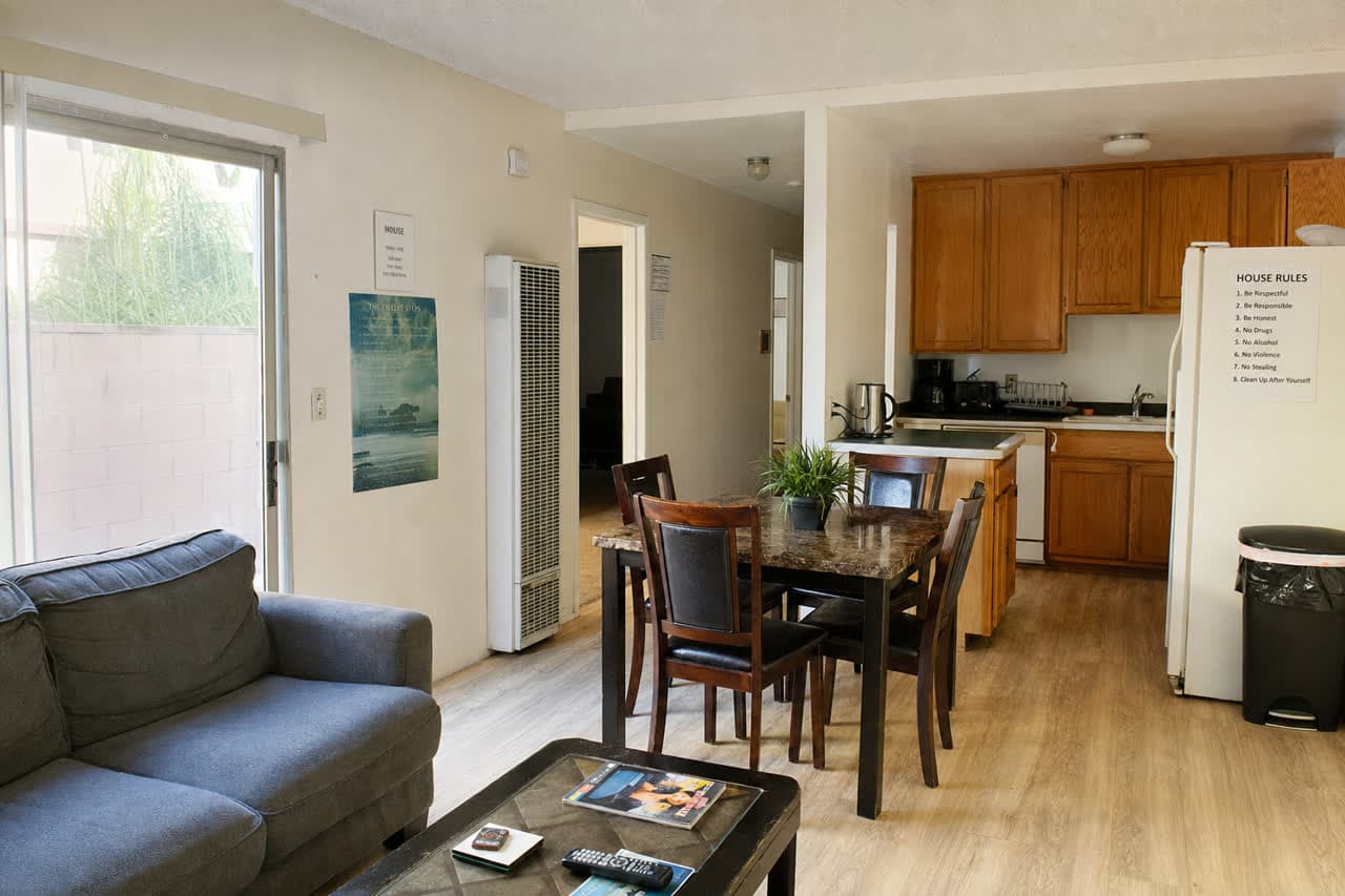 Third Avenue House interior